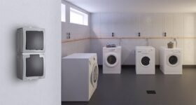 Kopp 136956008 – Juego de 2 enchufes con tapa (vertical), gris