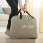 Intex 67768 Colchón inflable Dura-Beam Deluxe Comfort-Plush, 137 x 191 x 33 cm