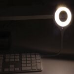 WELL HOME Lámpara blanca con control por voz Al.32cm