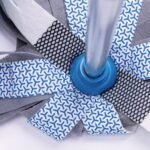 BLACK+DECKER BXFM0002GB Cabezal de trapeador de 3 acciones, adecuado para pisos duros, microfibra súper absorbente, fregador antiarañazos, limpia y pule, 13.75″ x 5.5″ x 4.3″, 63649