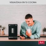 Melitta Solo E950-101, Cafetera Superautomática con Molinillo, 15 Barras, Café Espresso en Grano, Limpieza Automática, Personalizable, Negra