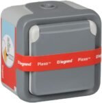 Legrand 191504 Base de enchufe impermeable con tapa para superficie, gris