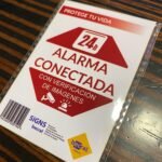Pegatina alarma conectada 24h | Etiqueta de alarma | Vinilo disuasorio antirrobo | Resistente a los rayos UV/al agua | Interior – exterior (2)