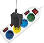 LogiLink LPS257 – Regleta de 4 Tomas (CEE 7/3), con 5 Interruptores Encendido/Apagado, con Persiana de Seguridad Integrada (Mayor Protección al Tacto), Color: Multicolor y Blanco