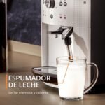 Krups Rome, Cafetera Superautomática, Depósito de agua 1,6 L, 3 niveles de temperatura, 3 niveles de intensidad, 15 bares, Molinillo cónico de metal, Panel de control fácil, Blanco, EA8105