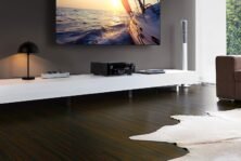 Eve Energy Strip – Regleta Triple Inteligente con Contador Eléctrico y Tecnología Apple HomeKit