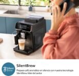 PHILIPS Cafetera Superautomática Serie 2300 – Sistema de Leche LatteGo, 4 Tipos de Café, Pantalla Táctil a Color, SilentBrew, Molinillo de Cerámica, Negro Mate (EP2330/10)