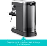 CASABREWS Cafetera Espresso y Capuchino, Café Espresso Manual 20 Barras con Manómetro, Cafetera Barista Café Molido, Depósito Extraíble 1L, Portafiltro con Doble Salida y 2