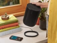 Sonos Mover 2 | Altavoz inalámbrico portátil con Wi-Fi, Bluetooth, compatible con Amazon Alexa, 24 horas de reproducción y base de carga inalámbrica – Negro