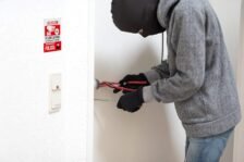 Póster de videovigilancia – Placa de alarma conectada – Pósteres Área de videovigilancia – Aviso a la policía 20 x 15 cm Rojo Interior/Exterior (Póster de videovigilancia de 1 pieza)