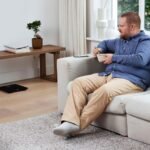 Báscula de baño inteligente OMRON HN300T2 Intelli IT con Bluetooth para peso corporal e IMC, aplicación para smartphone para seguimiento del progreso