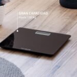 Rowenta Premiss BS1400 Báscula de Baño con Pantalla LCD, Diseño Delgado, 2 cm de Alto, Hasta 150 kg y 100 g de Precisión, Encendido/Apagado Automático, Negro