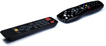 FeinTech FeinControl FeinTech FeinControl TV Control remoto de botón grande con iluminación Función de aprendizaje por infrarrojos universal