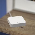 EMOS GoSmart ZigBee Gateway IP-1000Z Smart Home Hub Compatible con Tuya Smart Life Soporte Bluetooth 2.4GHz WiFi 6x6cm Blanco