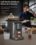 Cafetera Súper Automática con Sistema de Leche–20 Barras, 7 Bebidas, 15 Niveles de Molido, Tanque de Agua de 1.5L, Baño María, Control PID, Limpieza Automática, Pantalla Táctil, Café con Leche