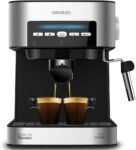 Cecotec Power Espresso 20 Matic. 850 W, 20 Bares, 1.5L, Doble Brazo de Salida, Vaporizador, Calentador de Tazas, Controles Digitales, Acabado en Acero Inoxidable, Negro/Plata