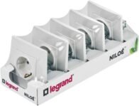 LEGRAND Pack 5 Bases o Toma 2P+T 16A 230V, Gama Niloé Monobloc, Mecanismo Completo con Marco, Blanco, 396430